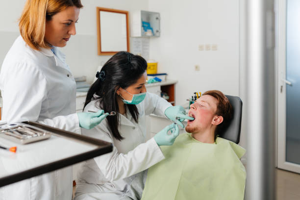 Best Emergency Tooth Extraction in Mcloud, OK